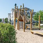 675, Seepark *