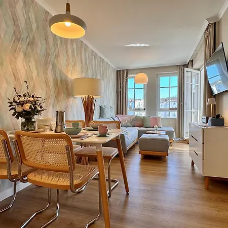 675, Seepark Апартаменты